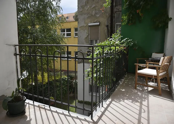 Center Bohemian Quarter *